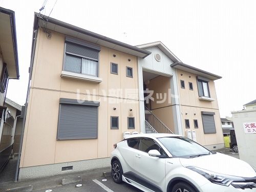 カスカータ トレンテの外観画像