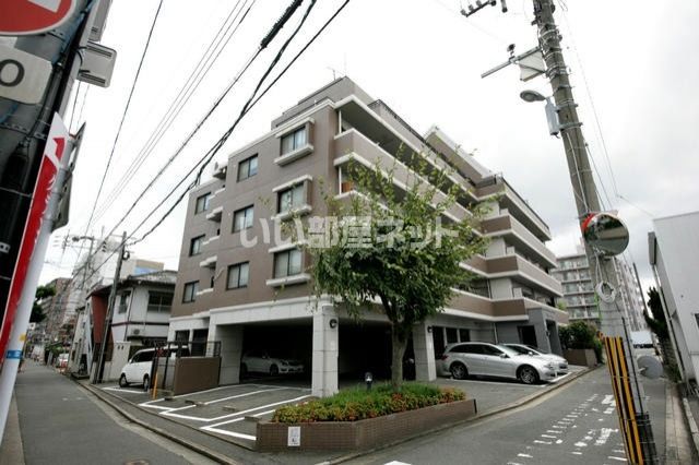サントーア地行の外観画像