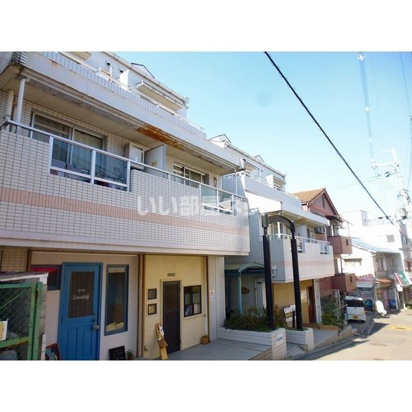 シティパレス21学園前の外観画像