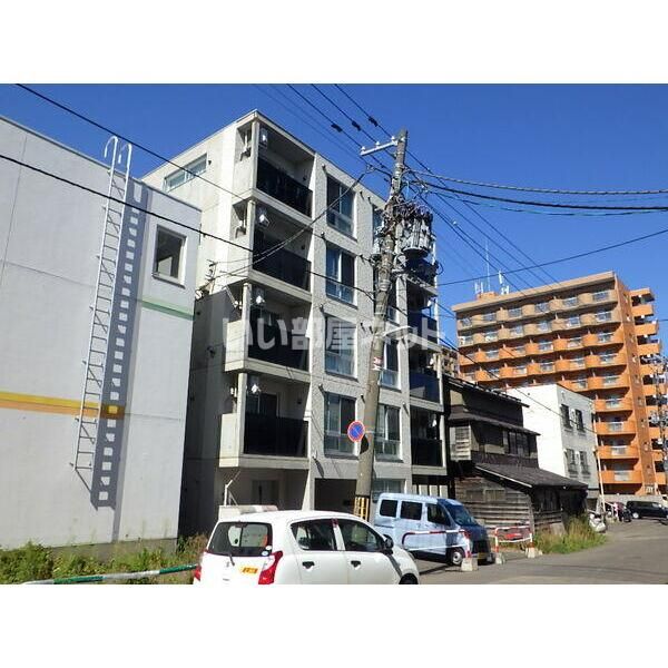 レジーナ南4条の外観画像