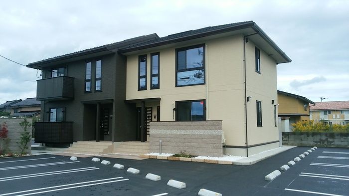 ワイ・ヴィレッジの外観画像