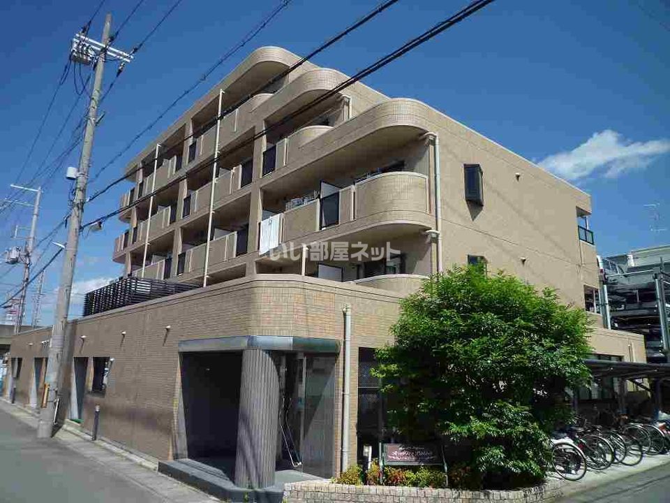 アヴニール・パレの外観画像