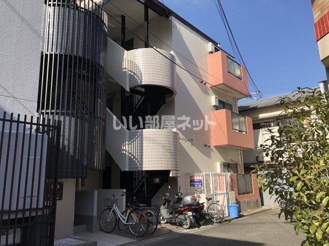 アーベインハイツ茨木の外観画像