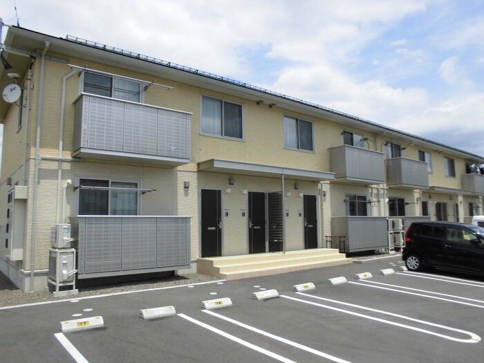 シャンピア Bの外観画像