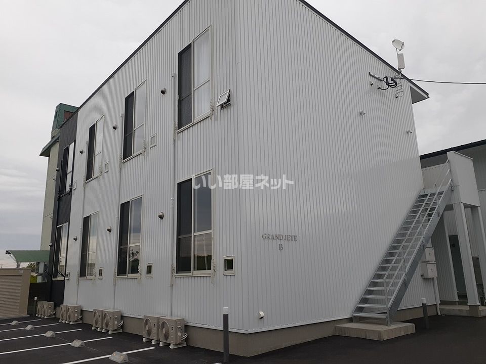 GRAND JETE Bの外観画像