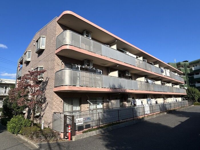 グレースコート法典の外観画像