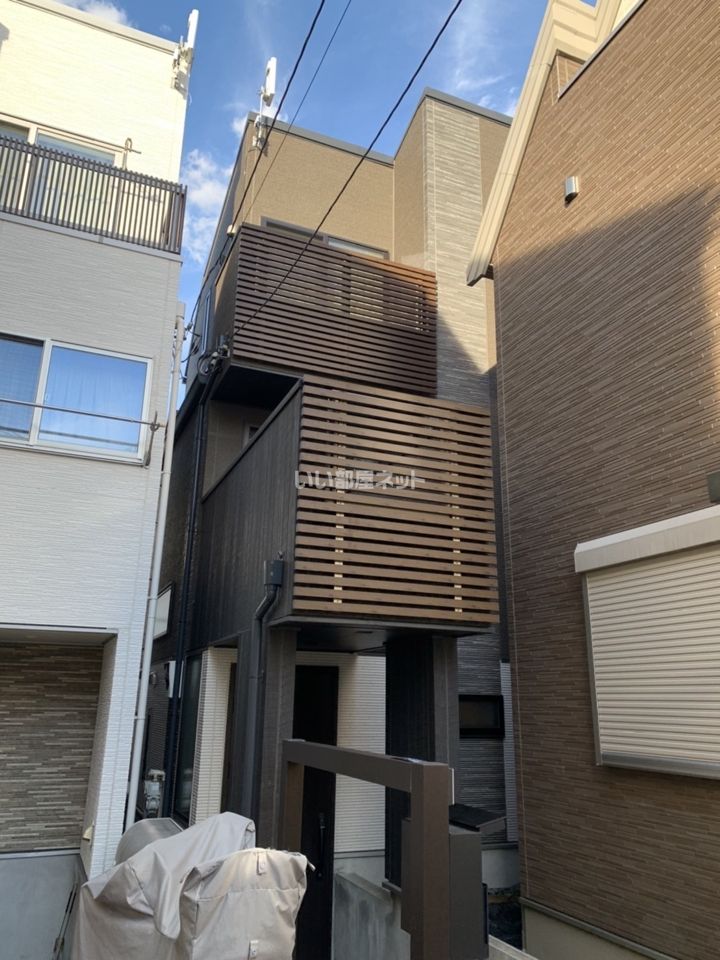 高田馬場三丁目一軒家の外観画像