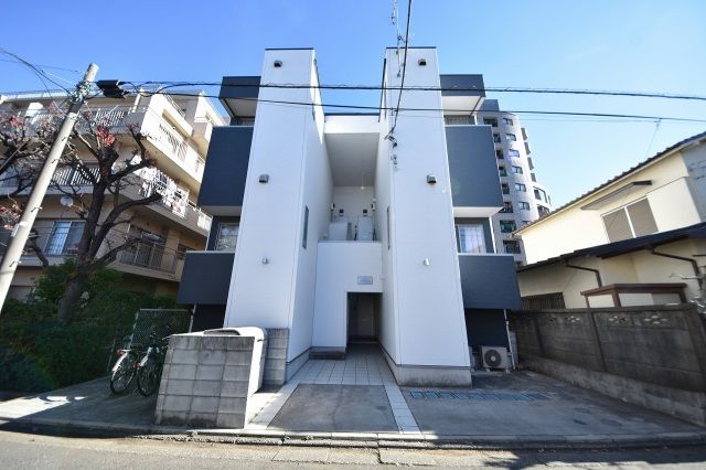 CB川越アリオスの外観画像