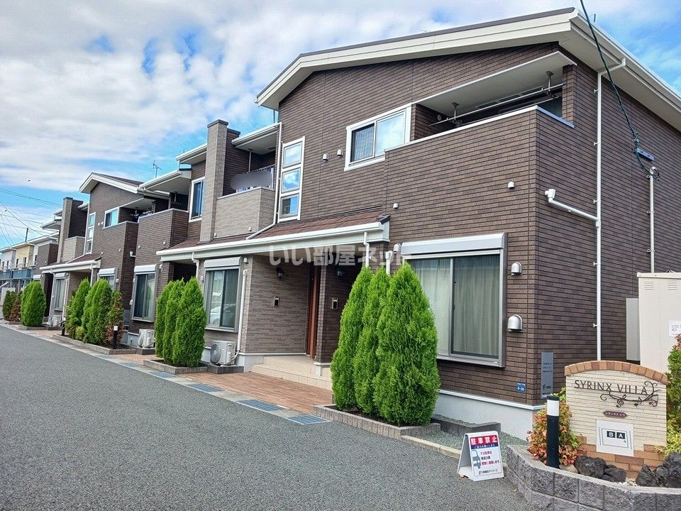 シランクス・ヴィラ Aの外観画像