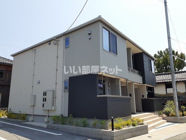 メルカート エストの外観画像