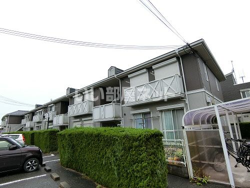 ルリ・サンヒルズD棟の外観画像