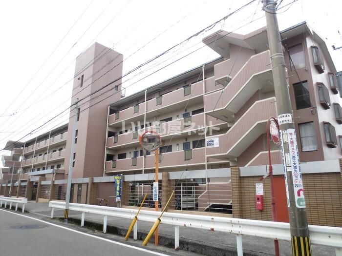 ラーバンハイツの外観画像