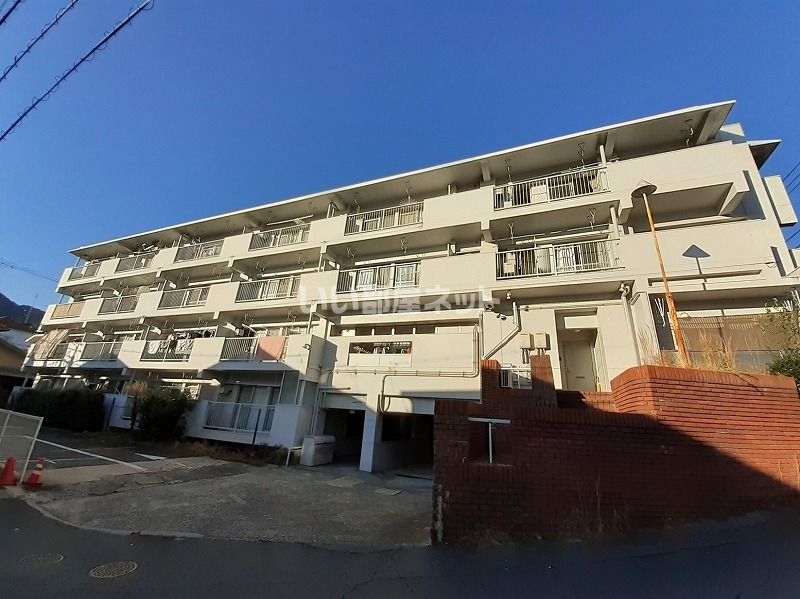 西輿ビルの外観画像