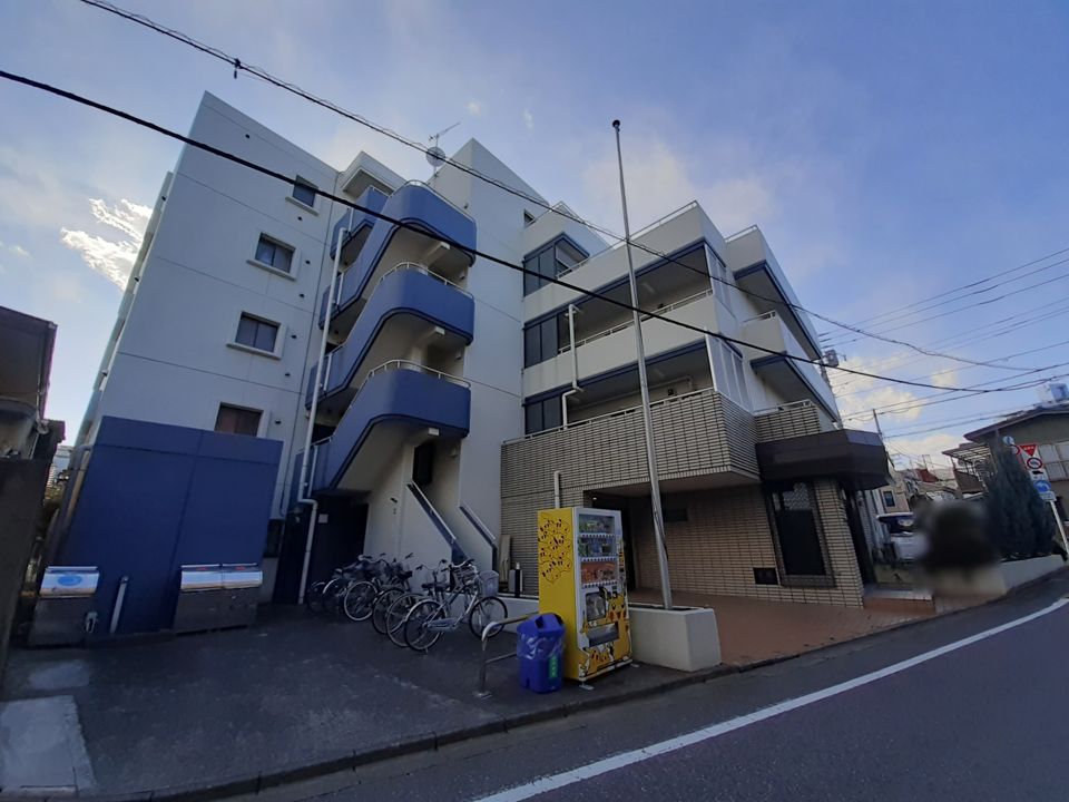 スプリングコートの外観画像