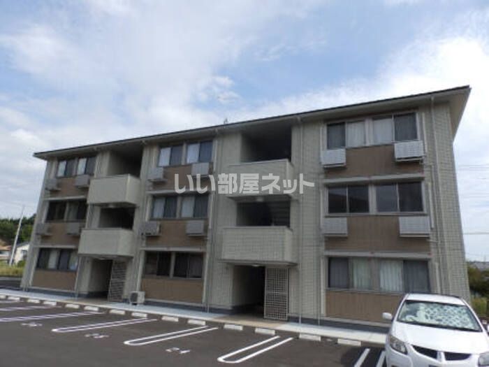 シャルムサール B棟の外観画像