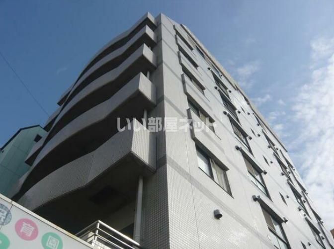 アローハイツ越谷の外観画像