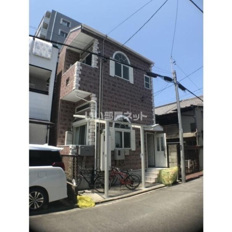 クレアルージュの外観画像