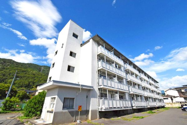 ビレッジハウス上田1号棟の外観画像