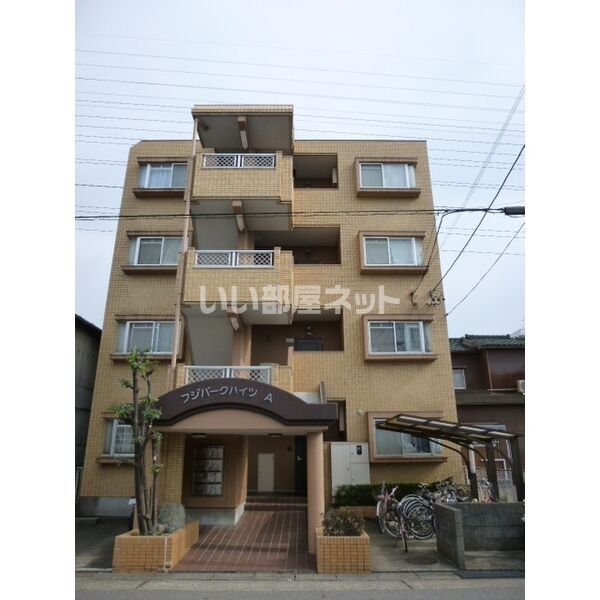 フジパークハイツ A棟・B棟の外観画像