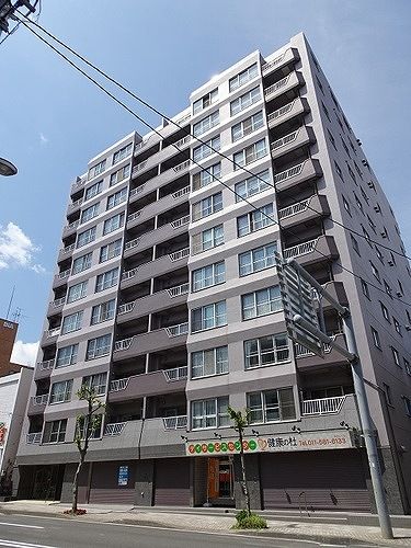 ライオンズマンション真駒内の外観画像