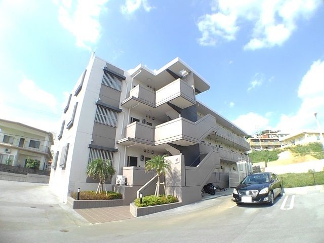 グランド リュミエールの外観画像