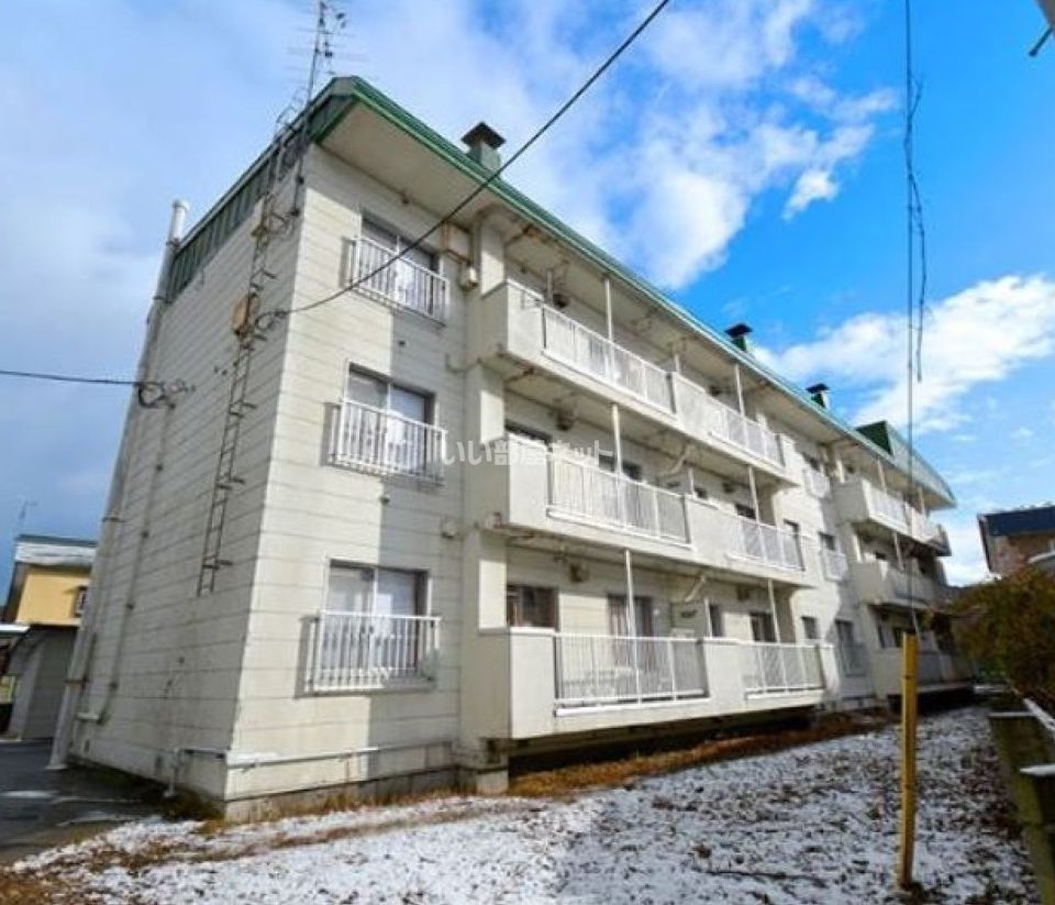 アシスト第8青森マンションの外観画像