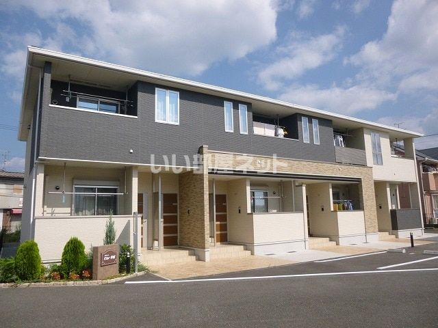 クラール平城の外観画像