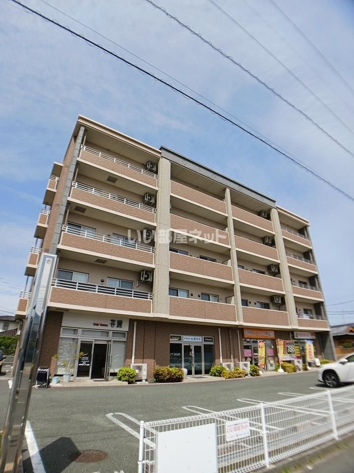 アーバン フレンドリーの外観画像
