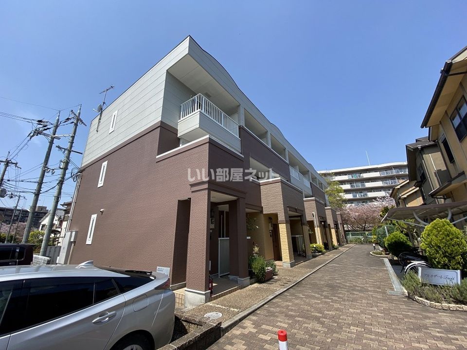 アルカザーレふじの外観画像