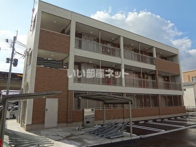 シャルモントゥⅡの外観画像