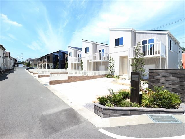 リードフェリス市寺の外観画像