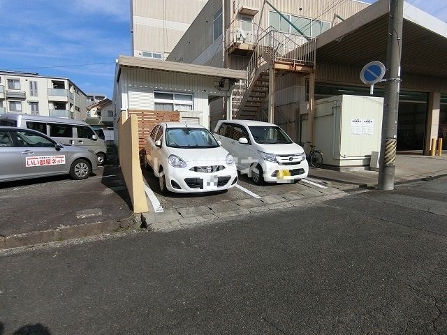 南丸之内貸家の外観画像