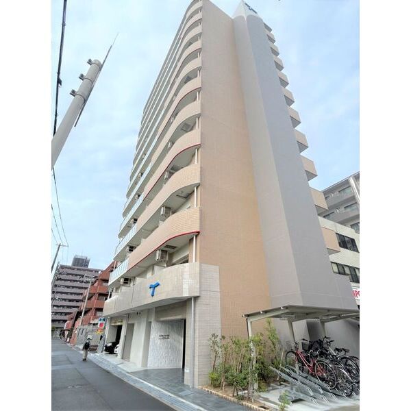 セレニテ江坂アリアの外観画像