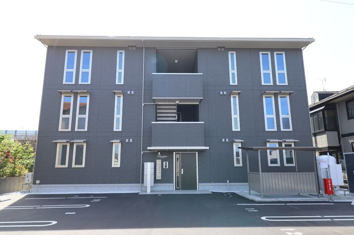 ペンタスの外観画像