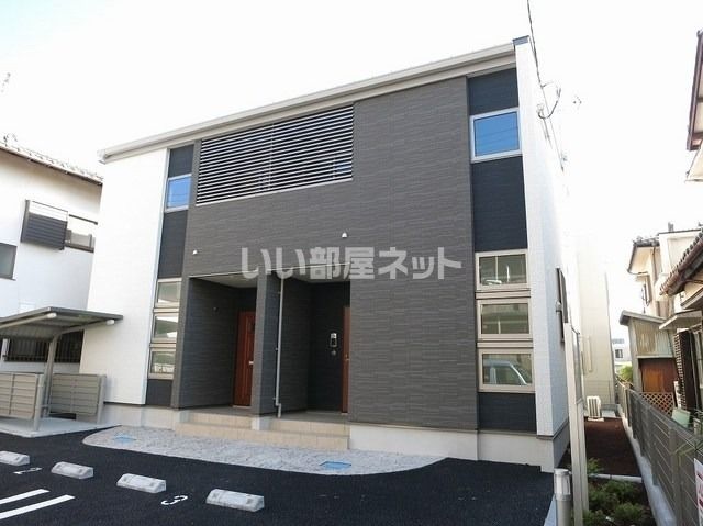 シャンリールの外観画像