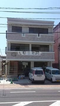 宮浦3丁目アパートの外観画像