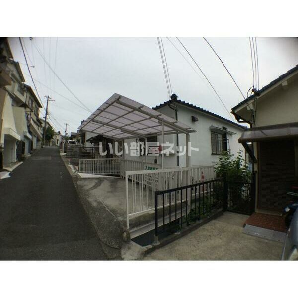 鈴蘭台南町7-13-17テラスハウスの外観画像