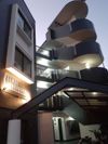 SENCE TONDABAYASHI 本館の外観画像