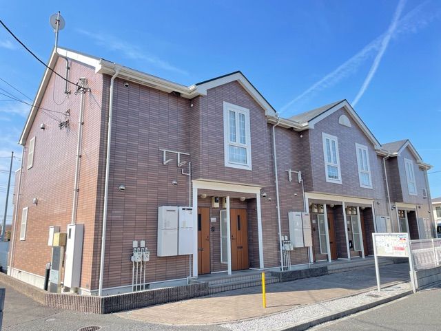 エヴァ-グリ-ンの外観画像
