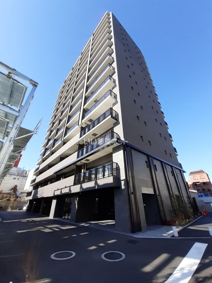 レーベン甲府中央の外観画像