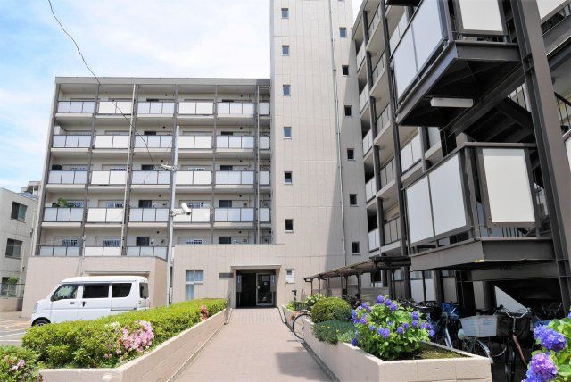 DIYサポート付賃貸住宅 カステル蓮沼の外観画像