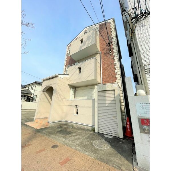 テルスドゥガイアの外観画像
