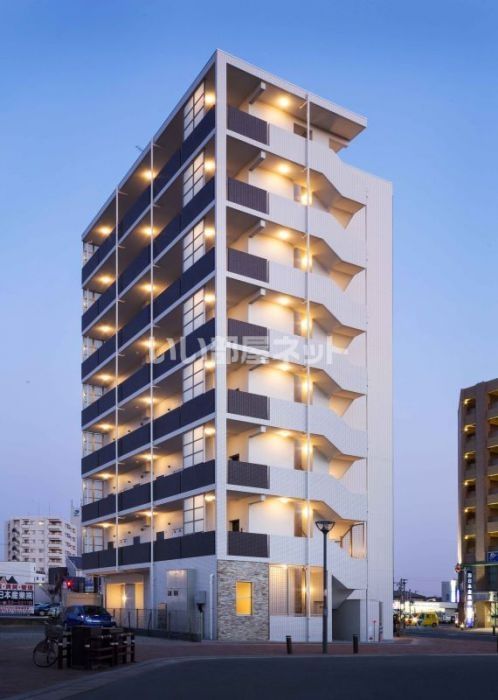 RizGrande花畑駅前の外観画像