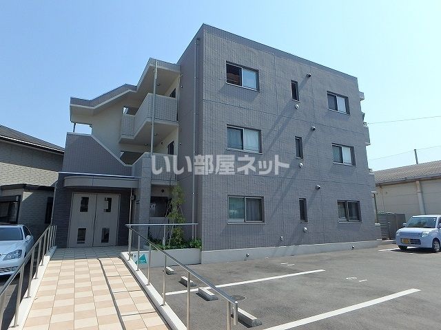 アプローズ中山の外観画像