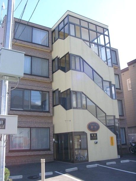 エスポアール福住の外観画像