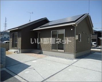 西大寺中野111-17貸家の外観画像