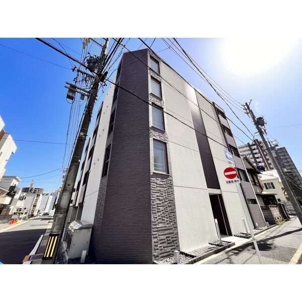 WELL COURT TENMAの外観画像