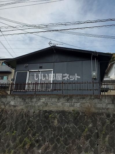 海南市重根 戸建て2の外観画像