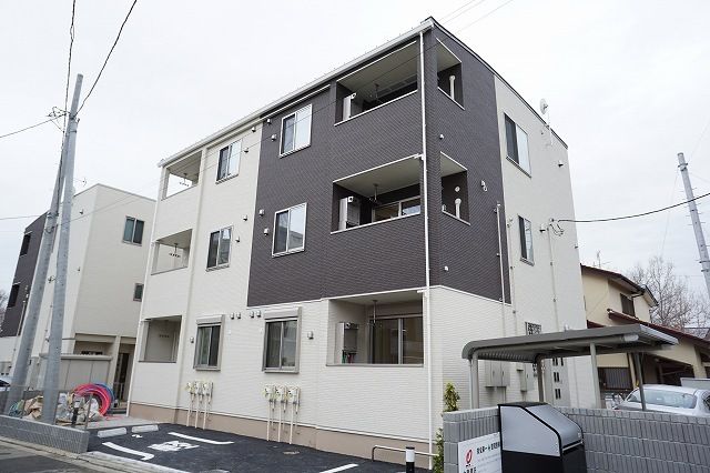 ラルーチェⅢの外観画像