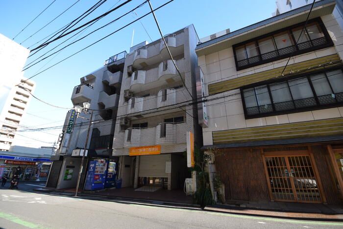 パラドールの外観画像